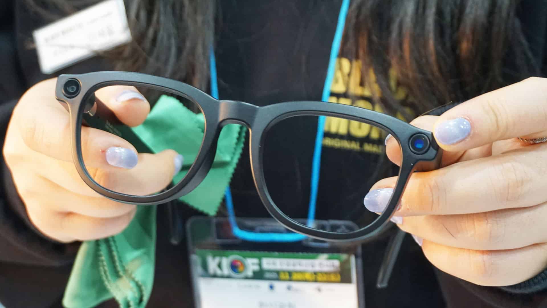 요즘 유행하는 안경테 알아보기 (국제안경산업전시회 참관후기(16)